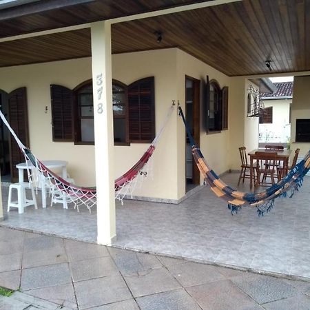 Casa Guaratuba Espacosa E Confortavel Exteriör bild